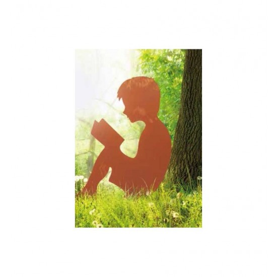 Bub beim Lesen auf Querstangen, 80cm hoch und 70cm breit