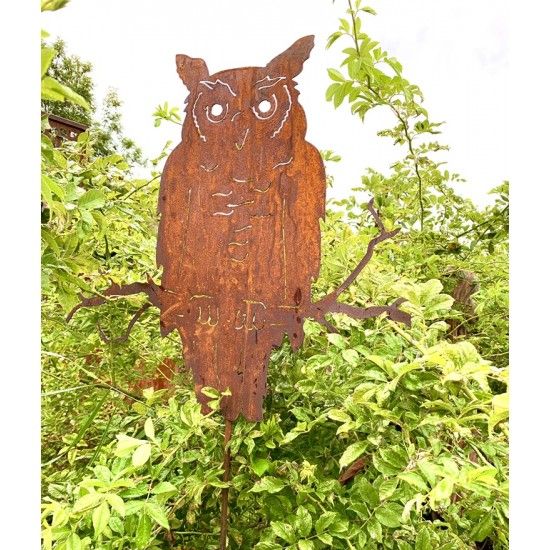 Deko Eulen Deko Eule sitzend auf Ast - lebensgroß - mit Stab 120 cm 
Eule sitzend auf Ast - lebensgroß -
mit Stab 120 cm