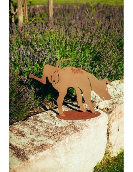 Deko Hund macht Geschäft - aus Metall, Breite 73 cm