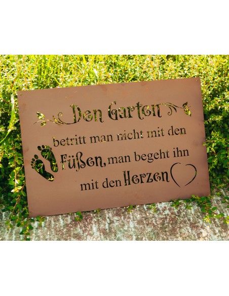 Den Garten betritt man nicht mit den Füßen, man begeht ihn mit dem Herzen Gedichttafel aus Metall Blechschild
