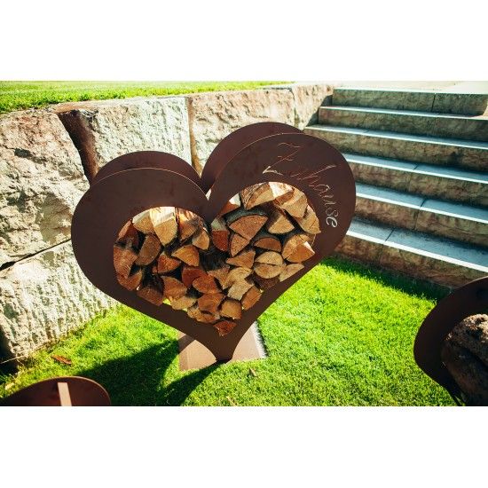 Großes Herz Kaminholzregal - mit Aufschrift Zuhause - Höhe 94 cm