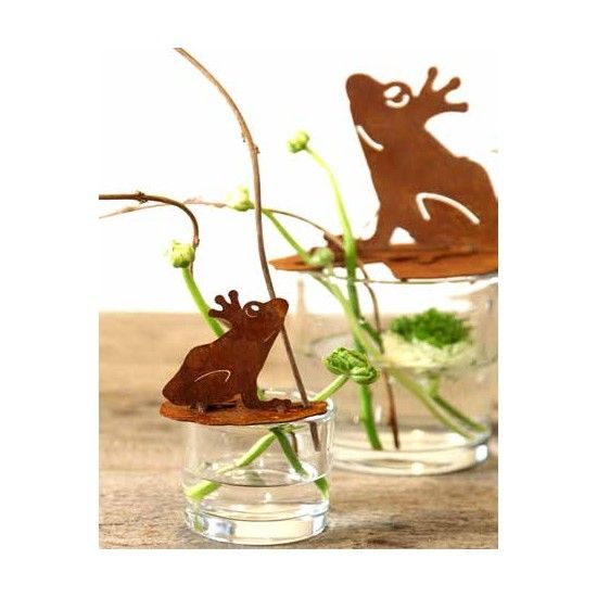 Gartenteich Frosch auf Seerosenblatt groß Höhe 21 cm,
Breite 26 cm
