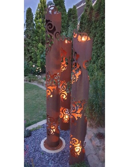Skulpturen - Rostsäulen und Stelen  Windlichtsäule - Venezia - groß Höhe 190cm - Rostsäule rund Höhe: 190cm
Durchmesser: 20cm
