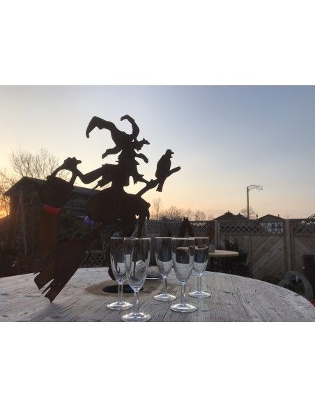 Hexen, Elfen, Drachen und Mystisches Gartenstecker Hexe Waltraud mit Rabe und Kessel 60 cm - Stab 120 cm 