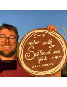 Glück Meistens steckt der Schlüssel zum Glück - Ganz einfach! - rundes Blechschild mit Weisheit  30 cm breit Meistens steckt der 2