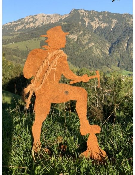 Allgäu Deko Dekofigur Bergsteiger LUIS - 60 cm mit Hut 
Große Dekofigur Bergsteiger aus Metall als alpenländische Gartendeko im