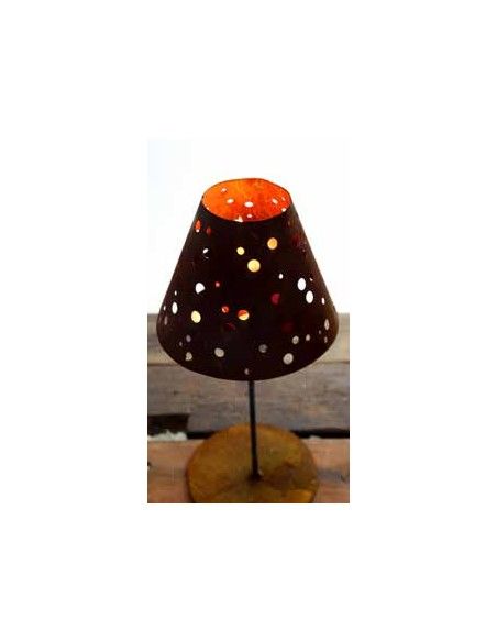 Kerzenhalter Windlicht - Dots - nostalgischer Lampenschirm zum Stellen auf Platte 
Durchmesser ca. 20 cm
Höhe variert zwischen