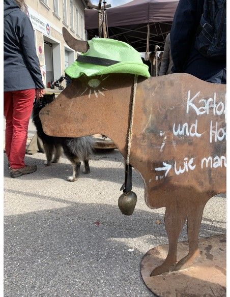 Allgäu Deko Deko Kuh XXL 100 cm hoch x 140 cm breit Produktdetails:

aus 3 mm Stahlblech
H&ouml;he 100 cm
Breite 140 cm
Spe