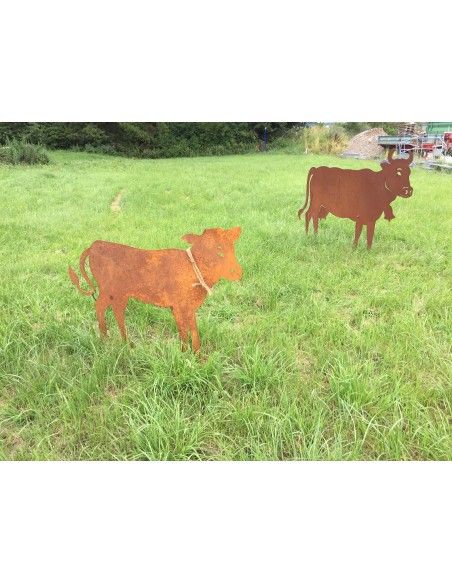 Kühe und Kälber Deko Kuh lebensgroß 140 x 200 cm - Tierfigur für den Garten 
Diese handwerklich gefertigte Deko Kuh ist eine le