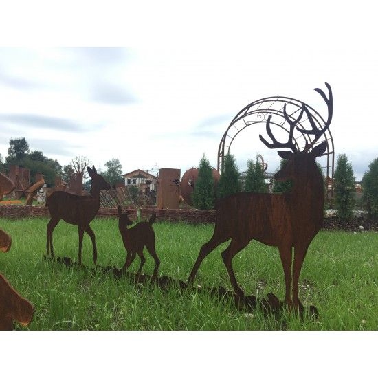 rostige Deko Hirsche und Rehe XL Hirschfamilie zum Stellen auf Stange, Länge 110 cm Höhe 58 cm
Länge 110 cm
