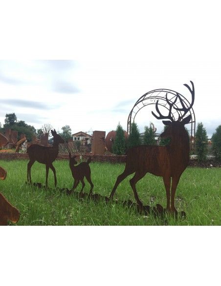rostige Deko Hirsche und Rehe XL Hirschfamilie zum Stellen auf Stange, Länge 110 cm Höhe 58 cm
Länge 110 cm
