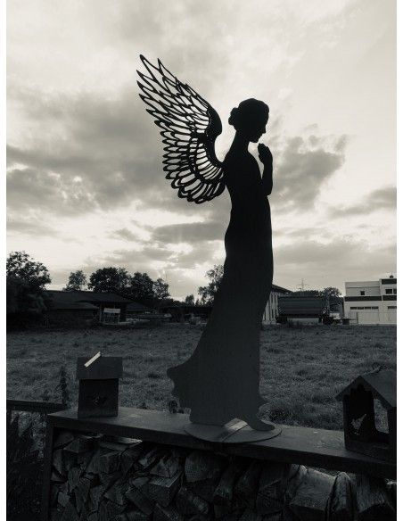 Rost Engelfiguren groß ab 100 cm für den Garten  Engel Santine 200 cm XXL Höhe 2 Meter
Breite ca. 80 cm
Engel ca. 160 cm zzgl.