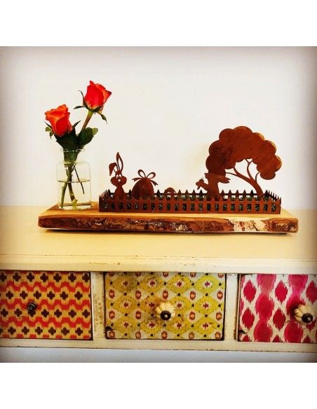 Holz / Rost Kombinationen Osterlandschaft - Bayern - Länge 50 mit Osterhasen und Korkenglas  
mit dieser österlichen Dekoration