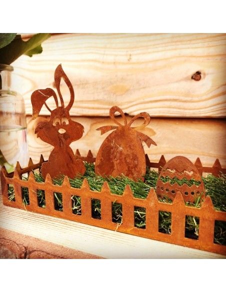 Holz / Rost Kombinationen Osterlandschaft - Bayern - Länge 50 mit Osterhasen und Korkenglas  
mit dieser österlichen Dekoration