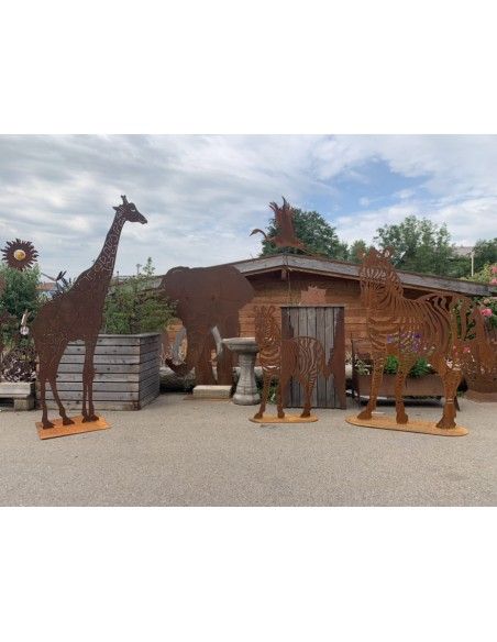 Afrika Gartenskultpur Giraffe 200 cm hoch - afrikanische Gartendeko Rost Höhe 200 cm
Schulterhöhe 130 cm
Breite 97 cm
Gewicht