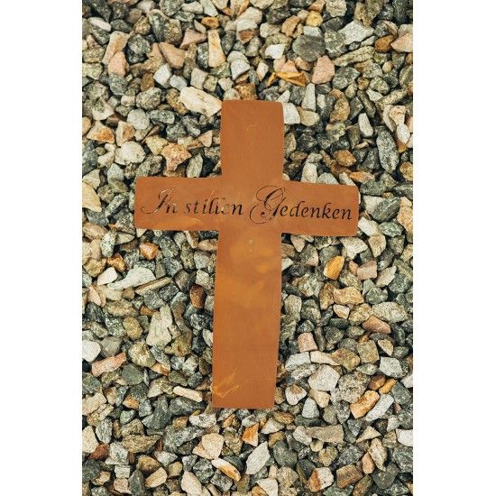 Metall Grabkreuz mit Schriftzug - In stillen Gedenken - Höhe 35 cm