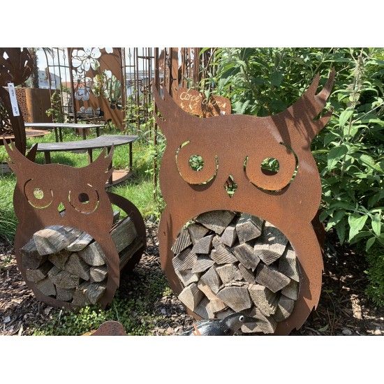 Deko Eulen Gartendeko Holzregal Eule klein -  Höhe 71,5 cm Die Edelrost Eule eignet sich perfekt zum Verstauen von Holzscheitel.