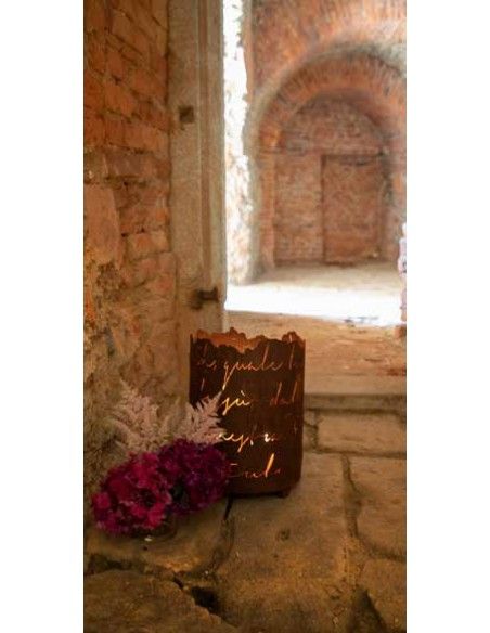 Windlichter & Laternen Romance - Windlicht auf 3 Kugeln Höhe 36 cm
Durchmesser 27 cm
