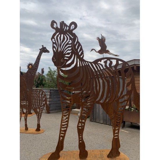 Afrika Edelrost Zebra XXL 150 cm hoch - Metall Gartenfigur Afrika 
Zebra in XXL Version für einen großen Garten der Blickfang!
