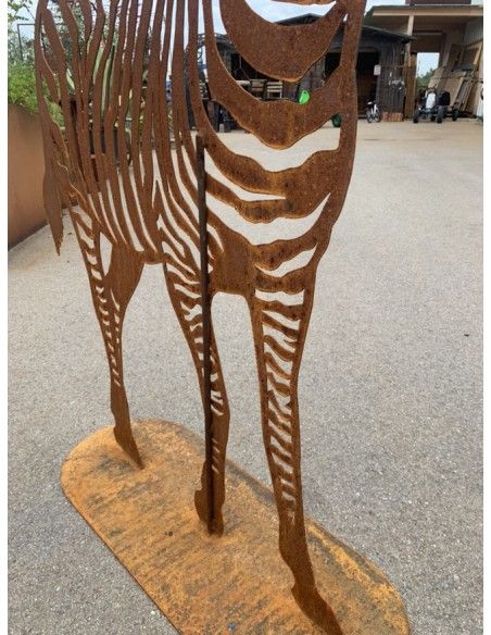 Afrika Edelrost Zebra XXL 150 cm hoch - Metall Gartenfigur Afrika 
Zebra in XXL Version für einen großen Garten der Blickfang!
