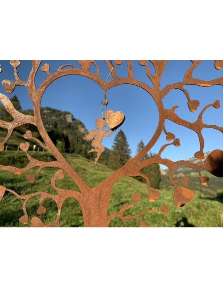 Holzdeko Schutzengelchen mit Herz stehend - kleiner Himmelsbote mit Rindenherz Höhe: ca. 8,5 cm Höhe: ca. 8,5 cm