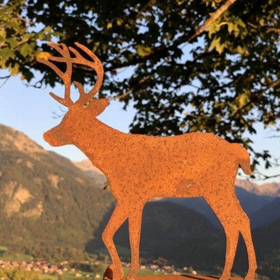 Hirsche, Wildtiere und Waldbewohner Deko Hirsch groß auf Platte -  Höhe 30 cm - küssender Hirsch Höhe 30 cm
Breite 26 cm

