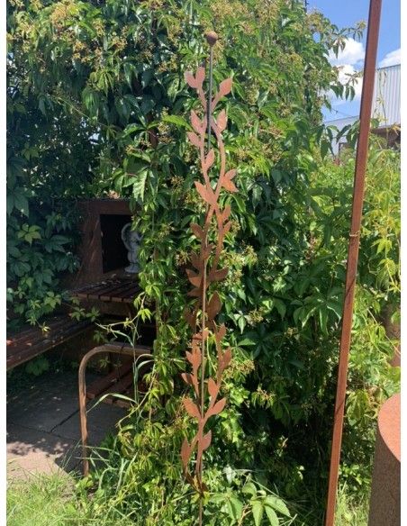 Gartenstecker Gartenstecker mit verschlungenen Ranken und Kugel - Höhe 180cm Produktdetails:
Höhe 180 cm
Breite cm
Gartenstab