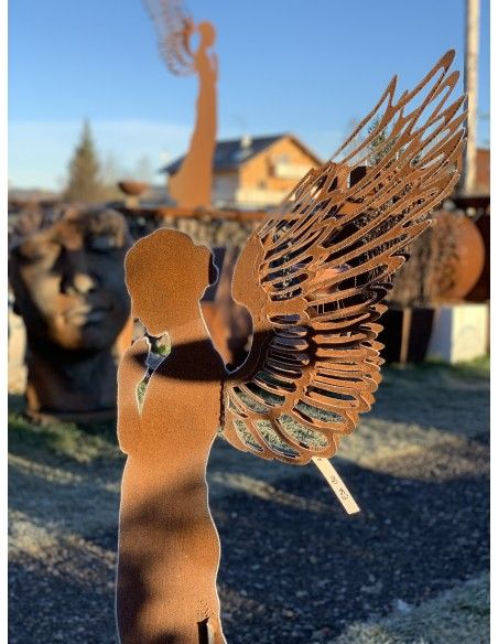 Rost Engelfiguren groß ab 100 cm für den Garten  Betender Engel Santine - Höhe 140 cm 
Höhe 140 cm
Flügel doppelt
Achtung Spe