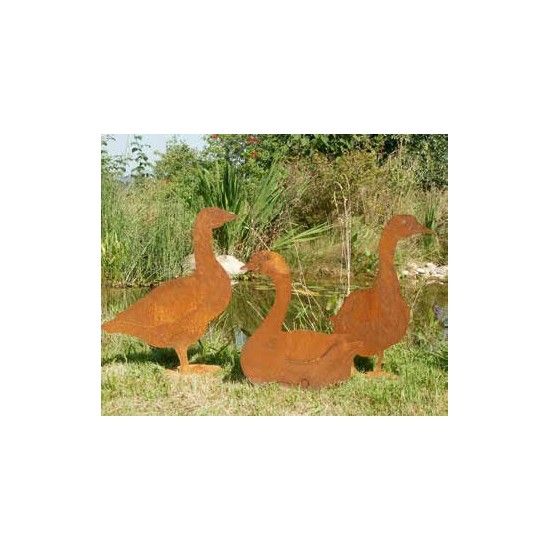 Enten und Gänse Deko Gans Metall - stehend von Vorne 60 cm hoch Höhe 60 cm,
auf Bodenplatte