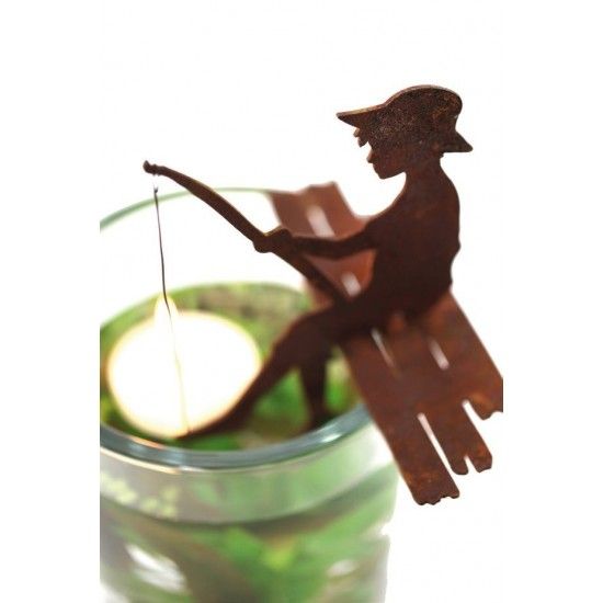 Gartenteich Mini Angler - Finn - 15 cm auf Steg sitzend als Kantenhocker - Rost Angler Gesamthöhe 15 cm,
Tiefe 15 cm
Kleiner A