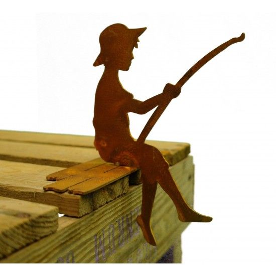 Gartenteich Mini Angler - Finn - 15 cm auf Steg sitzend als Kantenhocker - Rost Angler Gesamthöhe 15 cm,
Tiefe 15 cm
Kleiner A