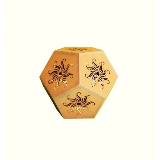 Rostdeko zum Beleuchten Sonnenwürfel, 43cm hoch (klein) Formschöner Edelrost Gartenwüfel mit ausgelaserten Sonnen.
 
Prodtdeta