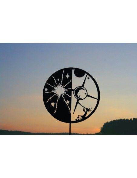 Gartenstecker Gartenstecker Astronom mit Sonne, Mond und Sterne - Ø 40 cm Sonne, Mond und Sterne sind Motiv dieses runden Garten