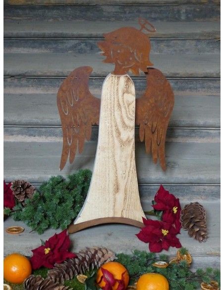 Rost Engel mit Fichtenholz Weihnachtsengel - Babsi - 55 cm hoch 
Engelfigur aus Holz und Rost mit süßem Engelsgesicht.
Breite 
