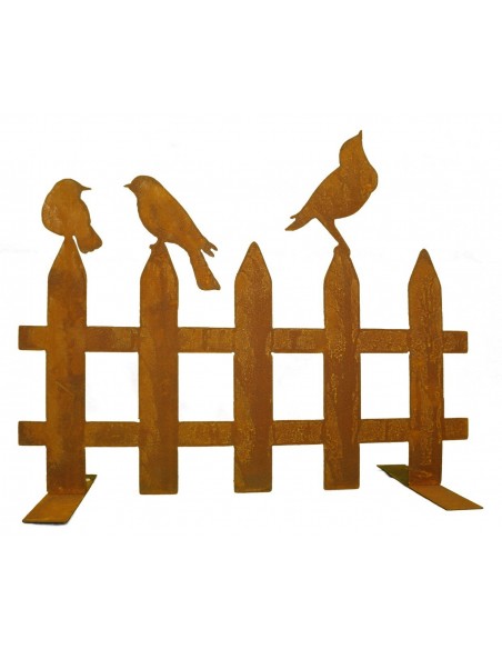 Edelrost Zaun mit Vögeln - atmosphärische Abtrennung für einen herrlichen Garten