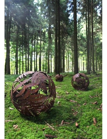 50 cm Dekokugeln in Rost Optik Deko Kugel Farne - Ø 50cm 
Durchmesser 50 cm
