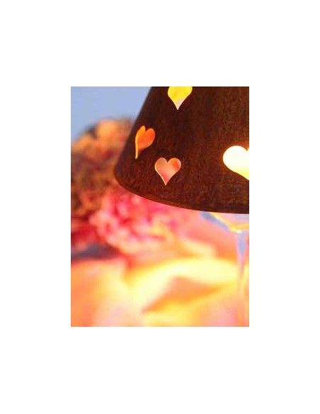 Zubehör Weinglasschirm - Herz Motiv - Höhe 12 cm Weinglasschirm mit Herzmotiv kann als Lampe genutzt werden.

Höhe 12 cm
Durc