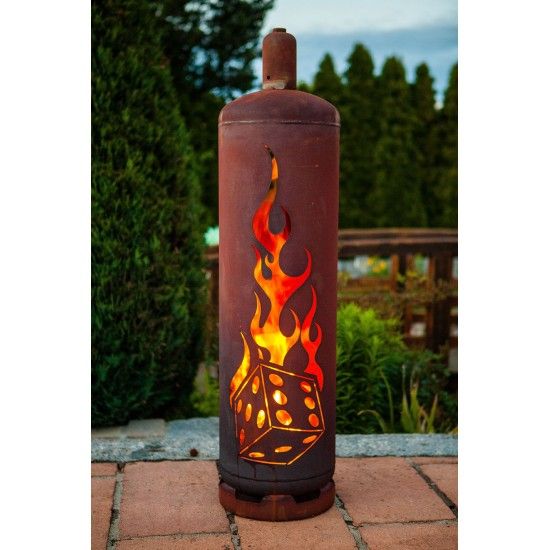 Edelrost Feuerstelle Gasflasche - Würfel - 128 cm hoch Feuertonne