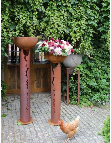 Gartendeko Rost Runde Rost Säule Ferraio Höhe 145 cm, Ø 20 cm inkl. Standfuß - groß 
Höhe 145 cm
Durchmesser 20 cm