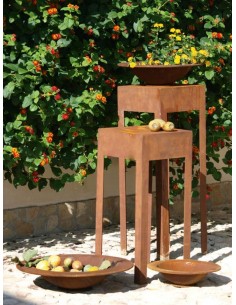 Gartendeko Rost Edelrost Gartentisch aus 2 mm Stahl, Höhe 100 cm - Grundfläche 35 x 35 cm 
Tischfläche 35 x 35 cm
Höhe 100 cm 2