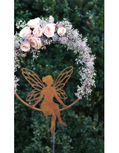 Gartendeko Rost Ring mit sitzender Fee - Ø 50cm - mit Hülse für 8 mm Stab - klein 
Durchmesser 50 cm
Höhe 45 cm