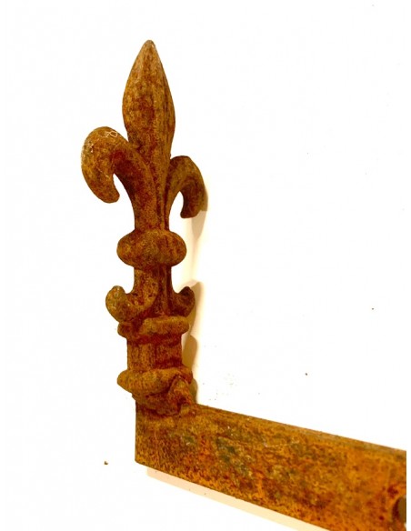 Rosenbögen und Rankhilfen Lilienspitze für Rosenbogen Bausatz Classic oder Pur 
Lilienspitze Tiefe 44 cm
Kann in die Mitte des