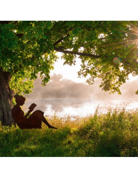 Gartendeko Rost Dekofigur lesende Frau mit Buch Höhe 59 cm - klein 
Höhe 59 cm
Breite 64 cm
aus 3 mm Stahl
mit einer stabile