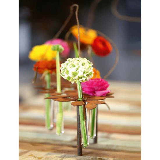 ausgefallene Tischdekoration  Tischdeko Ständer - Blumen - 64 cm lang inkl. 10 Reagenzgläser Die perfekte Tischdeko mit Blumen: