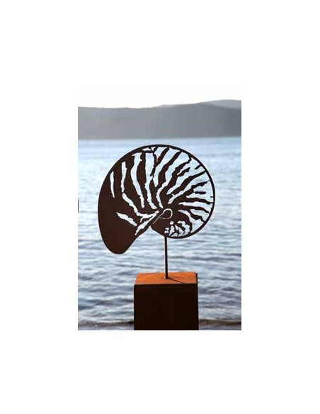 Maritime Deko XL Deko Muschel - Nautilus - groß 47 x 60 cm aus Metall mit Standplatte 
47 x 60 cm
auf Platte 29x29 cm
passt i