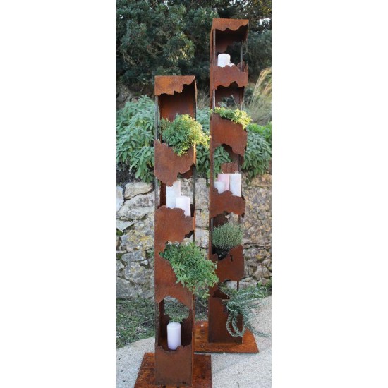 Rechteckige Säulen Eckige Lichtsäule mit 4 Böden - Höhe 150 cm - Rostsäule 
Diese eckige Rostsäule kannst du bepflanzen oder mi
