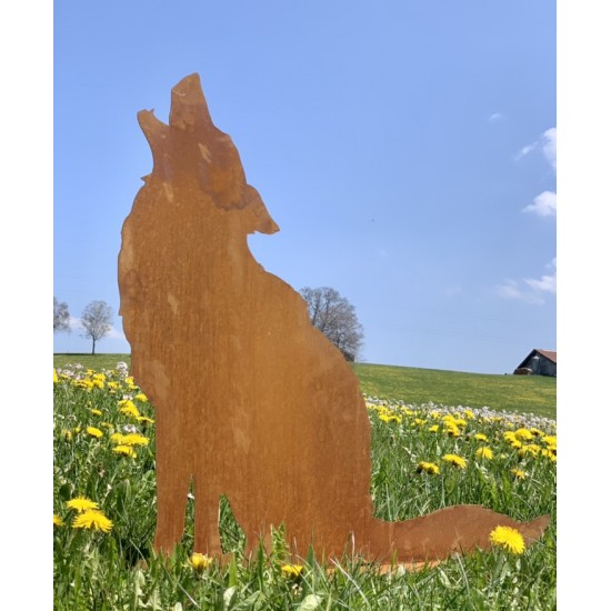 Fuchs und Wolf heulender Wolf - Gartenfigur Höhe 72 cm 
Dieser Deko Wolf aus Metall mit Edelrost Patina ist als heulender Wolf 
