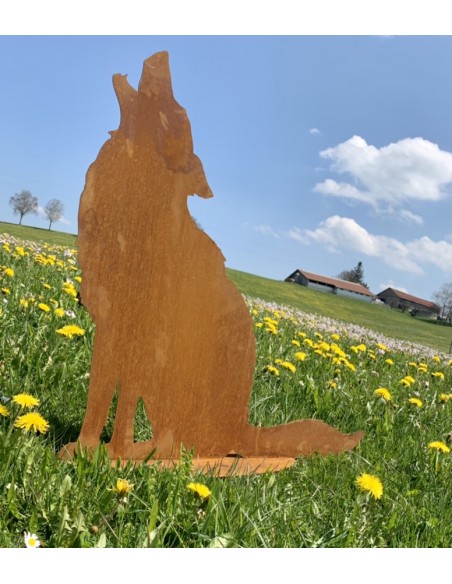 Fuchs und Wolf heulender Wolf - Gartenfigur Höhe 72 cm 
Dieser Deko Wolf aus Metall mit Edelrost Patina ist als heulender Wolf 