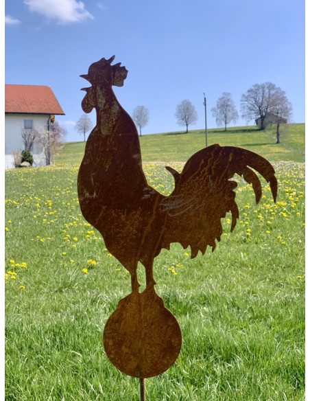 Hühner, Gockel und Küken Gartenstecker krähender Hahn auf Kugel - Gesamthöhe 160 cm Dieser Hahn steht krähend auf einer Kugel un