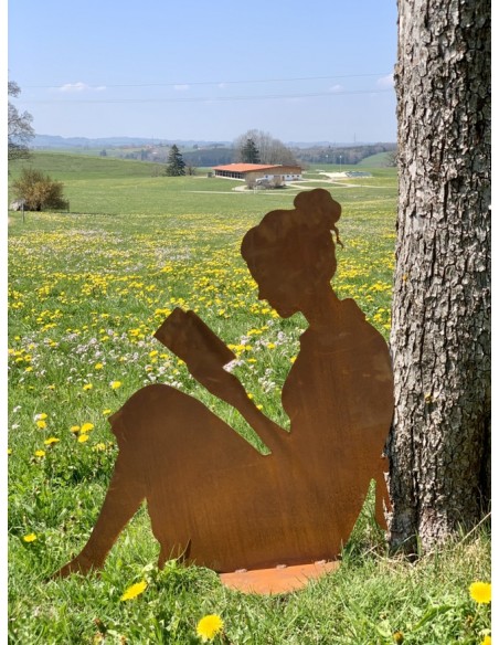 Menschen und Silhouetten Dekofigur lesende Frau mit Buch - Höhe 80 cm - groß 
Höhe 80 cm
Länge 93 cm
aus 3 mm Stahl
mit eine